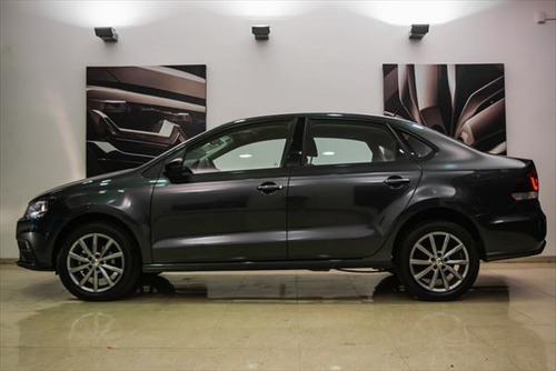 Imagen 2 de 14 de Volkswagen Vento 2020