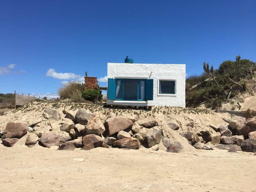 Imagen 3 de 13 de Casa Frente Al Mar En Aguas Dulces