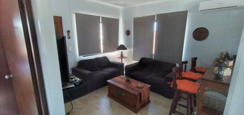 Imagen 17 de 30 de Piriapolis Con Piscina Y Jacuzzi Frente A La Playa.