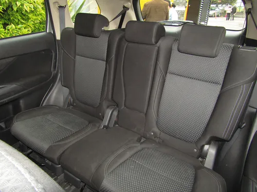 Mitsubishi Outlander 2.4 Kaiteki At 7 Psj