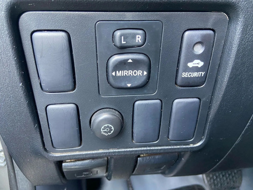 Toyota Hilux 3.0 SRV 4X4 CD 16V TURBO INTERCOOLER DIESEL 4P AUTOMÁTICO
