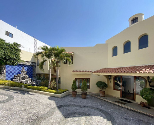Casa En Fraccionamiento En Tabachines, Cuernavaca, Morelos - Lpi-5-fr