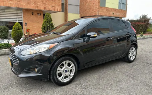 Ford Fiesta 1.6 Hatchback Se
