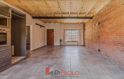 Casa 4 Ambientes En Venta Adentro Del Barrio Murialdo