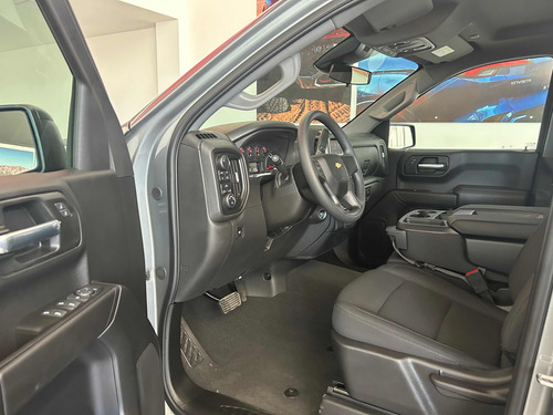 Chevrolet Silverado 2.7 T Doble Cabina 4X4 At