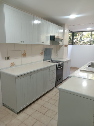 Estupendo Departamento En Pleno Barrio El Golf
