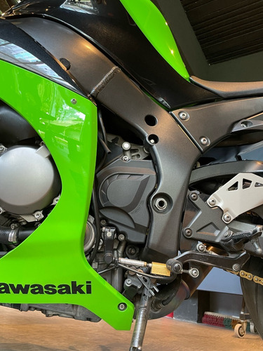 Imagen 6 de 17 de Kawasaki Zx10 R Ninja Yamaha R1 R6 Cbr Honda 600 Bmw S1000rr