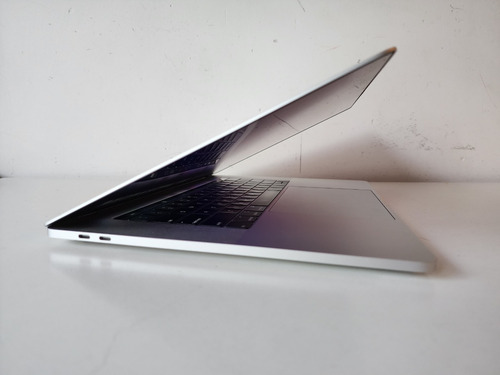 Imagen 7 de 9 de Macbook Pro Touchbar 2019 Intel I7 16gb Ram 256 + Cargador