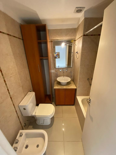 Imagen 8 de 11 de Departamento 2 Amb En Venta En Lanus Este (416)