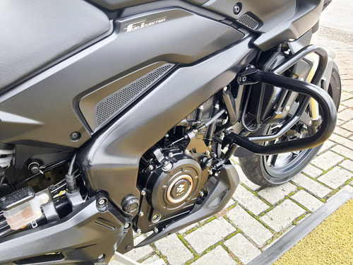 Bajaj Dominar 400