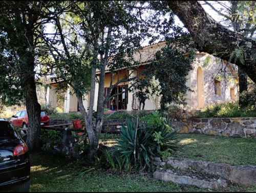 Imagen 2 de 13 de En Venta Hermosa Quinta 112m2 Emplazada Sobre 2200m2. Tanti, Cordoba