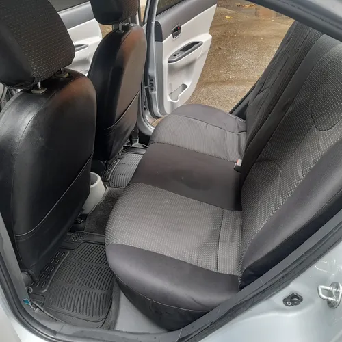 Hyundai Accent Vision 1.4
