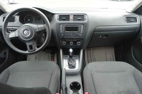 Imagen 5 de 14 de Volkswagen Jetta Style 2013