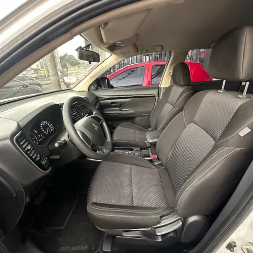 Mitsubishi Outlander 2.4 Kaiteki