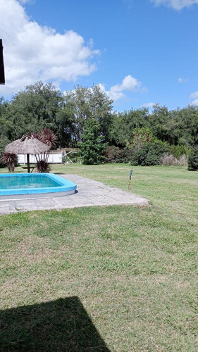 Quinta En Venta - 8 Dormitorios 5 Baños - Cocheras - 14.800mts2 - Salto