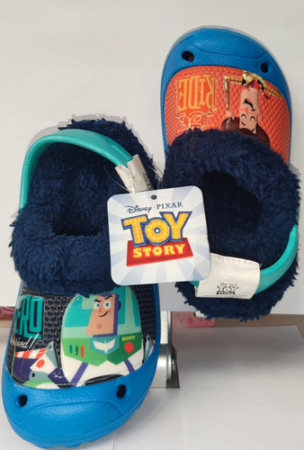 Crocs Pantuflas Disney Infantiles Con Chiporro
