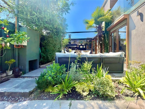 Imagen 13 de 30 de Casa En Venta En Vitacura: Sport Francés / Colegio Manquehue