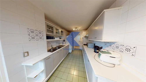 Departamento En Venta De 4 Dorm. En Vitacura
