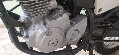 Imagem 3 de 11 de Moto