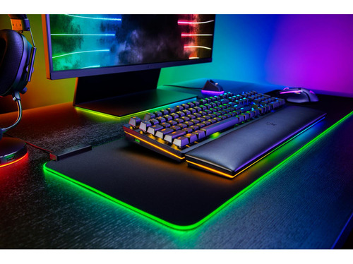 Razer Huntsman V2 Analog - Analog Optical Gaming Keyboard -
