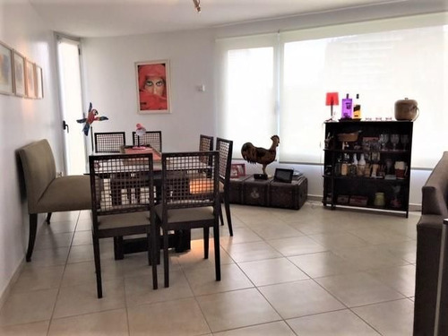 Venta De Apartamento 3 Dormitorios En Playa Brava,