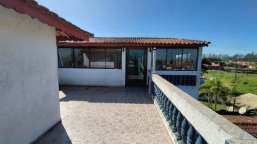 Imagem 8 de 25 de Pousada No Bairro Bopiranga, Itanhaém, Litoral Sul De São Paulo, Localizado Lado Praia, Ficando À 300 Metros Do Mar. Possui Piscina, Churrasqueira, Wc Externo E Vaga Para 08 Automóveis.
