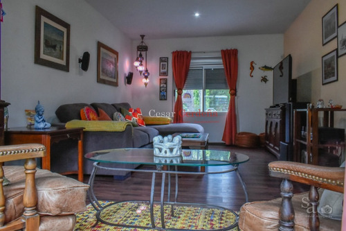 Casa En San Rafael, Punta Del Este, A Pocas Cuadras Del Mar- Ref: 1559