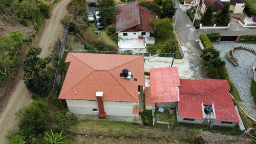 Imagen 3 de 15 de Villa A La Venta En Constanza Con Vista Al Valle Y A Las Montañas