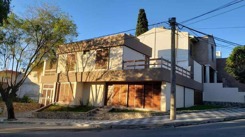 Venta Casa 3 Dorm- Parque San Vicente Exc Ubicacion Amplia