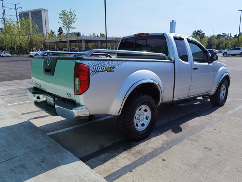 Imagen 3 de 15 de Nissan Frontier Estandar 4 Cil 2.4l