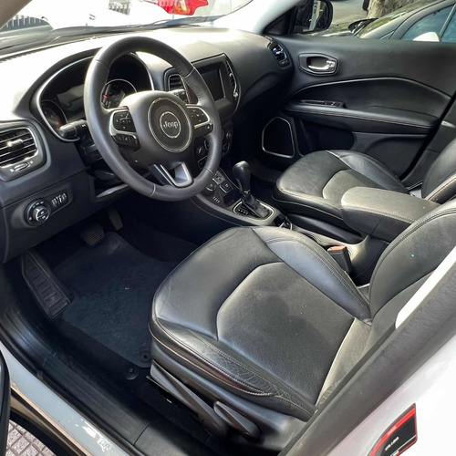 Imagen 8 de 12 de Jeep Compass 2019 2.4 Longitude Plus