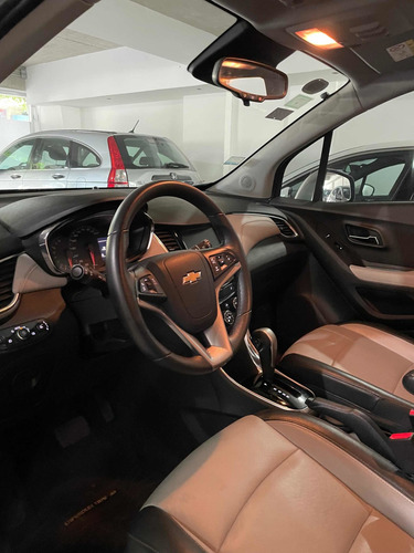 Imagen 8 de 12 de Chevrolet Tracker 1.8 Ltz+ 140cv 2017