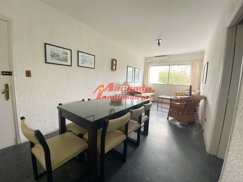 Imagen 3 de 20 de Venta De Apartamento 3 Dormitorios En Playa Mansa, Punta Del Este.