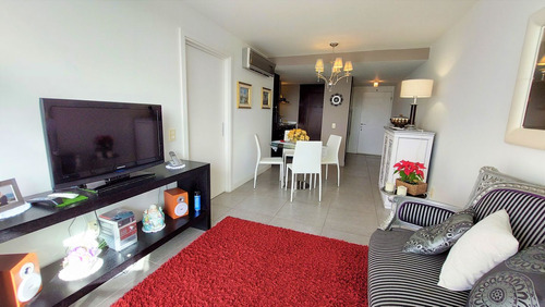 Venta Apartamento 1 Dorm Torre Yoo, Punta Del Este /ie2 1584 (ref: Iea-1584)