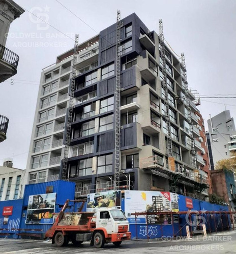Apartamento De 2 Dormitorios A La Venta En Barrio Sur