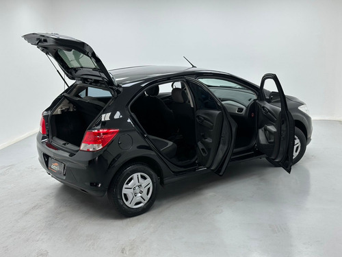 Chevrolet Onix 1.0 MPFI LT 8V FLEX 4P MANUAL