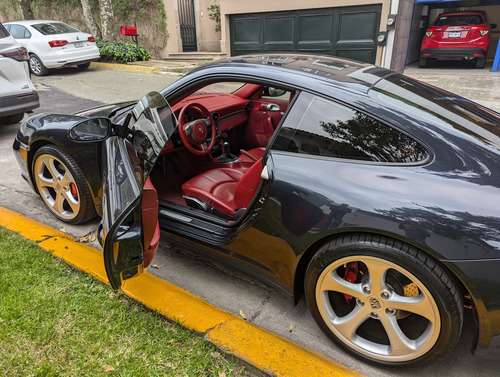 Porsche 911 Carrera 4s Mt