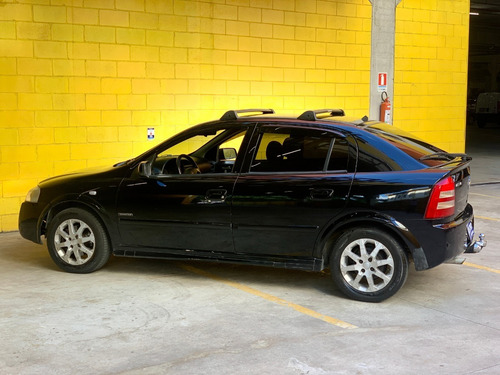 Chevrolet Astra Hatch Advantage 4 Portas Metrô Vila Prudente