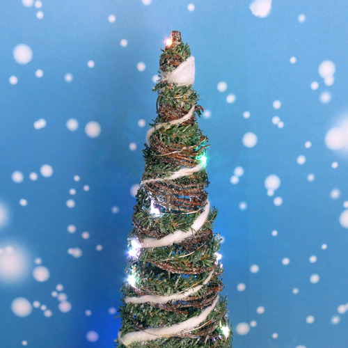 Árvore De Natal Tipo Cone Ornamentada Brilho Dourado 40cm | Parcelamento sem juros Árvore De Natal Tipo Cone Ornamentada Brilho Dourado 40cm | Parcelamento sem juros