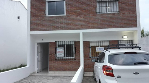 Imagen 2 de 14 de Vendido!!! Dúplex Al Frente A Estrenar Sobre Calle 3 En Mar Del Tuyú