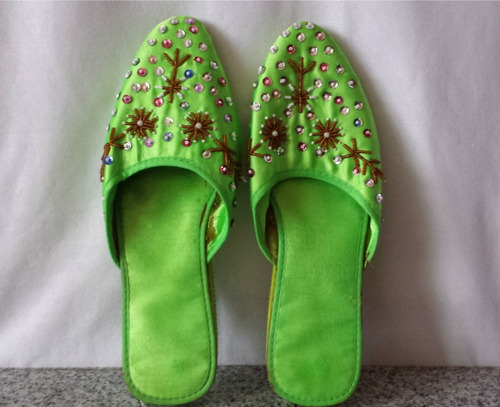 Pantuflas Color Verde Manzana Y Lentejuelas Talla 38