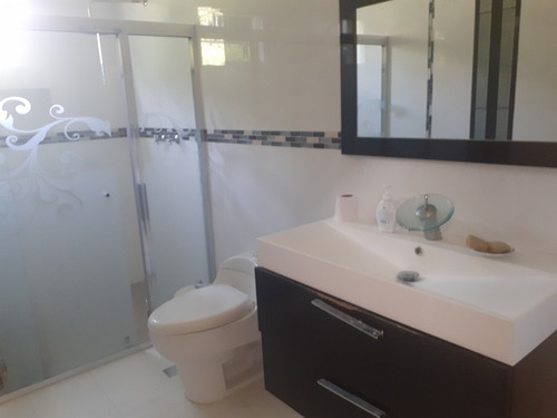 Imagen 6 de 13 de Hermosa Y Espaciosa Casa En San Diego (mer)