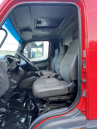 Mb Accelo 815 2014 Com Cesto Aéreo