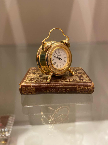 Relógio Miniatura Mirvane Quartz Przf Manaus Raro (Usado)