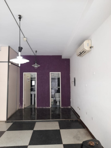 Imagen 3 de 7 de Yb 04149448811 Vende Local En La Av Andres Bello De Caracas