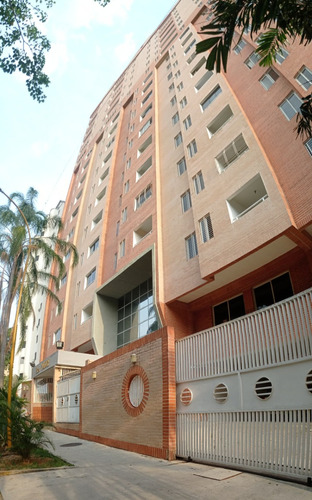 Samir Trosel Alquila Apartamento En Residencias Yokore Trigaleña Baja, Amoblado Y Comodo. Valencia Carabobo