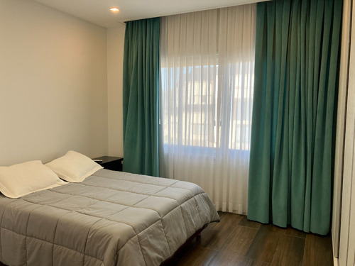 Imagen 14 de 16 de Venta De Casa Amoblada En Saint Thomas Oeste Canning