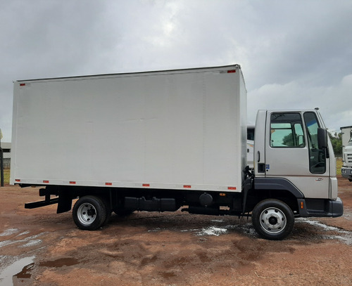Imagem 3 de 12 de Ford Cargo 815 Ano 2002 Bau