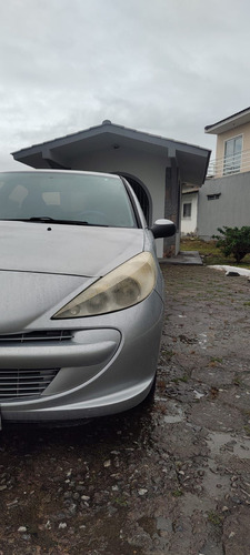 Peugeot 207 Sedan Passion XR 1.4 Flex 8V 4p
