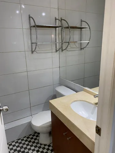 Arriendo Departamento 1d 1b Lira Con Marin En Santiago
